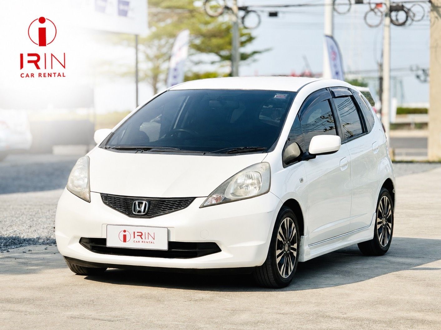 รถเช่าขับเอง HONDA Jazz ในสระบุรี
