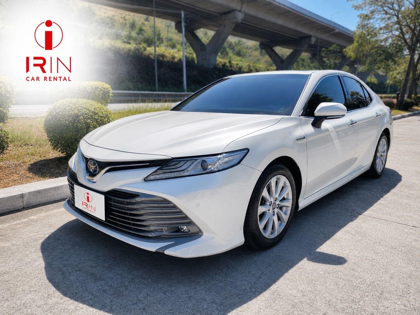 รถเช่า TOYOTA Camry 2.5 hybrid premium — ไอรินรถเช่าสระบุรี
