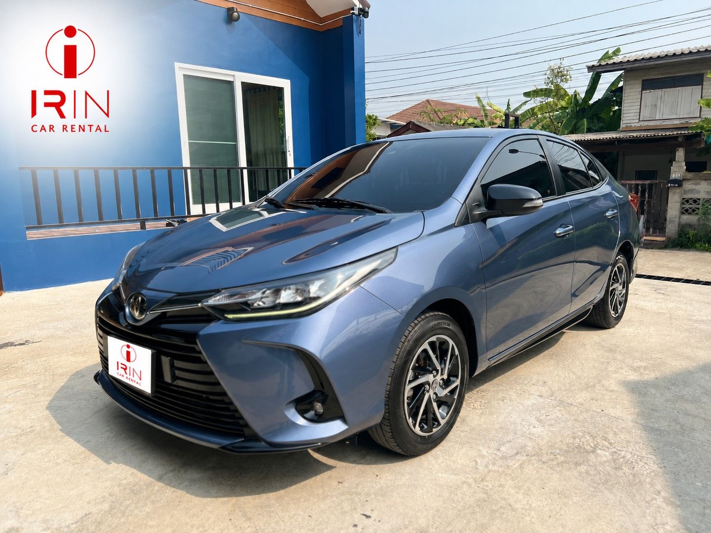 รถเช่า TOYOTA Yaris ATIV ซีดาน 4 ประตู — ไอรินรถเช่าสระบุรี