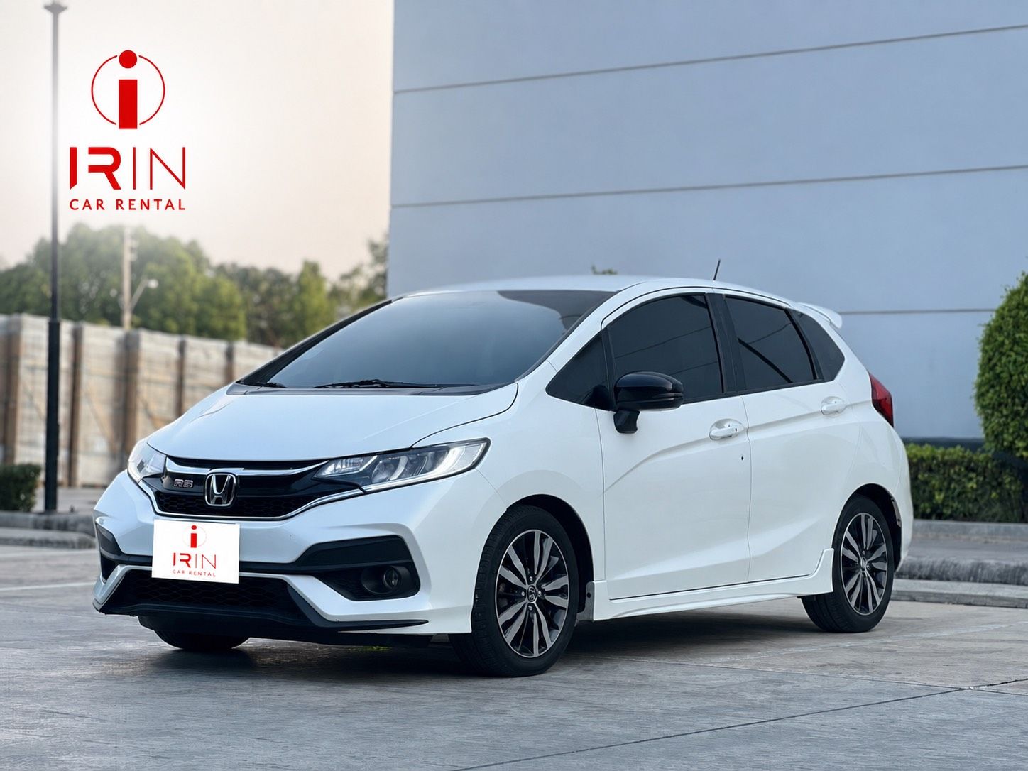 รถเช่า HONDA Jazz — ไอรินรถเช่าสระบุรี